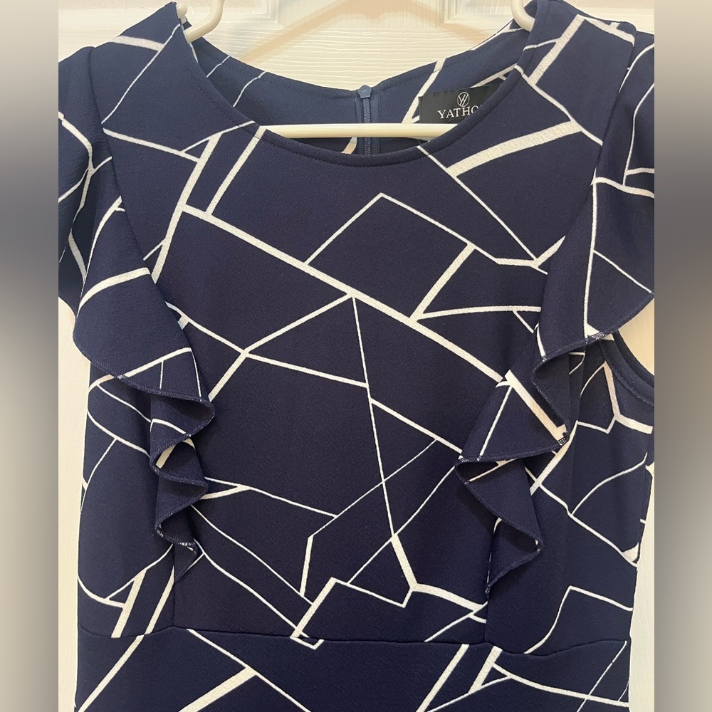 NEW without tags geometric dress - medium - Picture 2 of 8